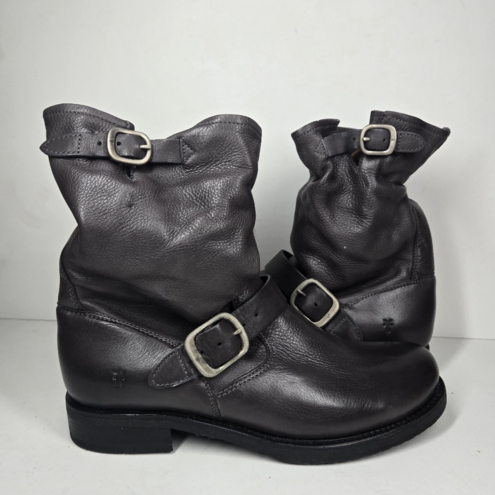 - New Frye Women's Veronica Short Leather Slouch Boots